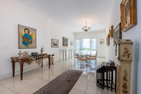 Casa à venda com 4 quartos, 613m² em Jardim Leonor, São Paulo