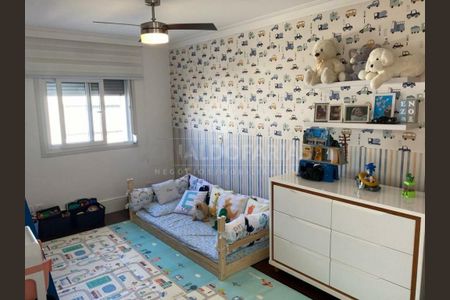 Casa à venda com 4 quartos, 215m² em Interlagos, São Paulo