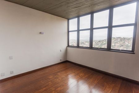 Apartamento para alugar com 183m², 4 quartos e 3 vagasQuarto 2