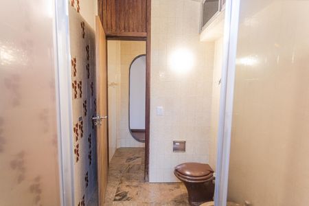 Apartamento para alugar com 183m², 4 quartos e 3 vagasBanheiro Social