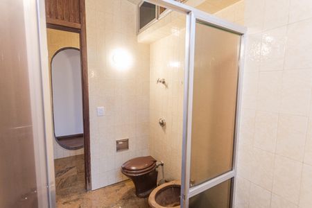 Apartamento para alugar com 183m², 4 quartos e 3 vagasBanheiro Social