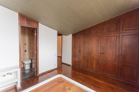 Apartamento para alugar com 183m², 4 quartos e 3 vagasSuíte