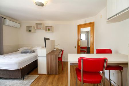 Studio para alugar com 26m², 1 quarto e 1 vaga Studio para alugar com 26m², 1 quarto e 1 vagaStudio