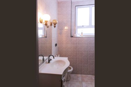 Apartamento para alugar com 61m², 1 quarto e sem vagaBanheiro