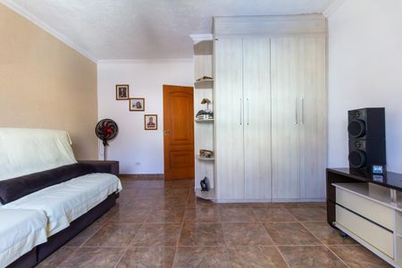 Casa à venda com 298m², 6 quartos e 3 vagas Casa à venda com 298m², 6 quartos e 3 vagasQuarto 2