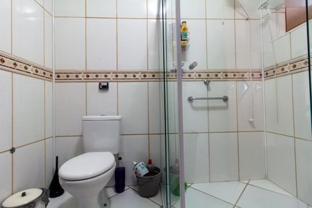 Casa à venda com 298m², 6 quartos e 3 vagas Casa à venda com 298m², 6 quartos e 3 vagasBanheiro 1