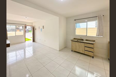 Sala/Cozinha de casa para alugar com 2 quartos, 73m² em Potecas, São José
