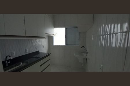 Casa de condomínio para alugar com 80m², 3 quartos e 2 vagasCozinha