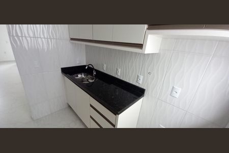 Casa de condomínio para alugar com 80m², 3 quartos e 2 vagasCozinha