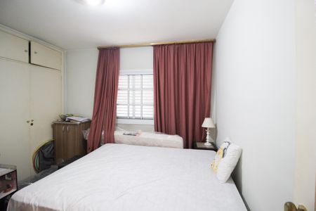 Apartamento à venda com 127m², 3 quartos e 2 vagasQuarto 1 