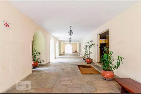 Apartamento à venda com 127m², 3 quartos e 2 vagasEntrada