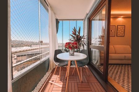 Apartamento para alugar com 82m², 2 quartos e 2 vagas Apartamento para alugar com 82m², 2 quartos e 2 vagasVaranda