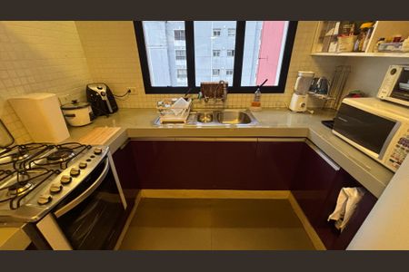 Apartamento à venda com 127m², 3 quartos e 2 vagasCozinha
