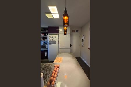 Apartamento à venda com 127m², 3 quartos e 2 vagasCozinha