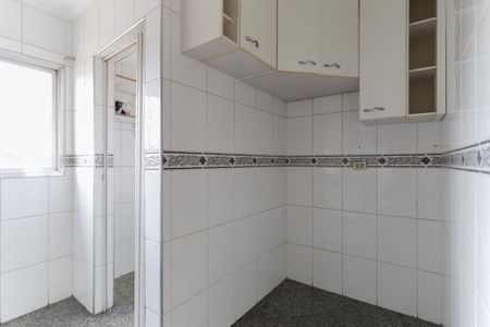 Apartamento para alugar com 65m², 2 quartos e 1 vagaCozinha
