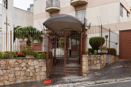 Apartamento para alugar com 65m², 2 quartos e 1 vagaFachada do condomínio