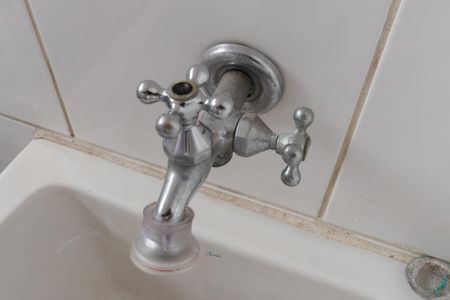 Apartamento para alugar com 65m², 2 quartos e 1 vagaÁrea de serviço