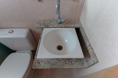 Apartamento para alugar com 65m², 2 quartos e 1 vagaBanheiro