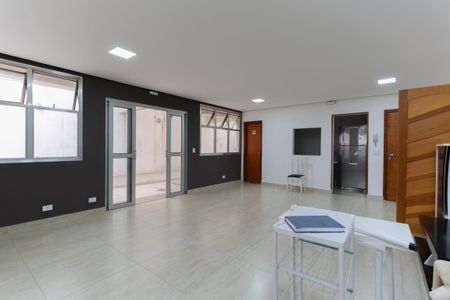 Apartamento para alugar com 65m², 2 quartos e 1 vagaÁrea comum - Salão de festas