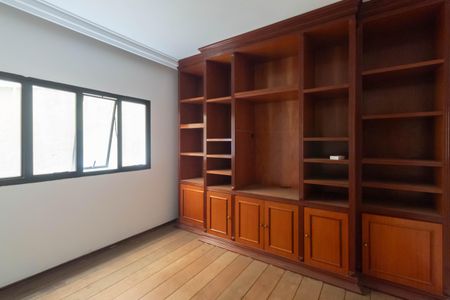 Casa à venda com 700m², 7 quartos e 8 vagasQuarto 1