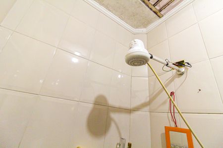 Casa à venda com 88m², 2 quartos e 1 vaga Casa à venda com 88m², 2 quartos e 1 vagaBanheiro