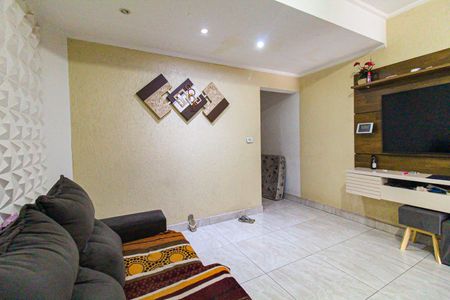 Sala de casa à venda com 2 quartos, 88m² em Vila Carmosina, São Paulo