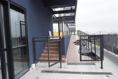 Studio à venda com 24m², 1 quarto e sem vagaEntrada da Piscina