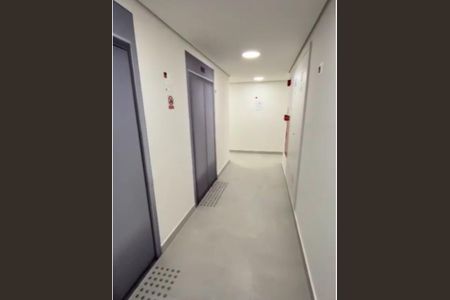 Apartamento à venda com 94m², 3 quartos e 2 vagasCorredor