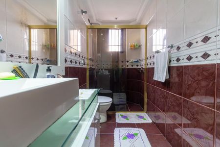 Apartamento à venda com 232m², 3 quartos e 2 vagas Apartamento à venda com 232m², 3 quartos e 2 vagasBanheiro 1