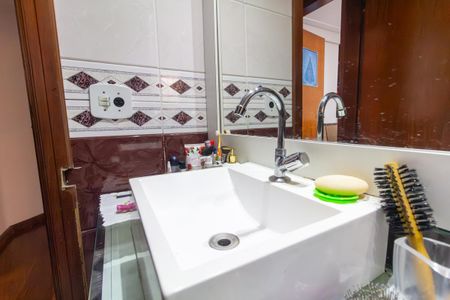 Apartamento à venda com 232m², 3 quartos e 2 vagas Apartamento à venda com 232m², 3 quartos e 2 vagasBanheiro 1