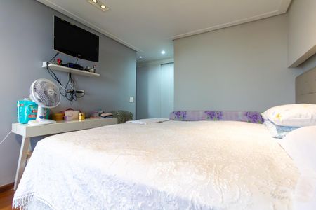 Apartamento à venda com 232m², 3 quartos e 2 vagas Apartamento à venda com 232m², 3 quartos e 2 vagasQuarto 3