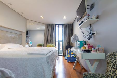 Apartamento à venda com 232m², 3 quartos e 2 vagas Apartamento à venda com 232m², 3 quartos e 2 vagasQuarto 3