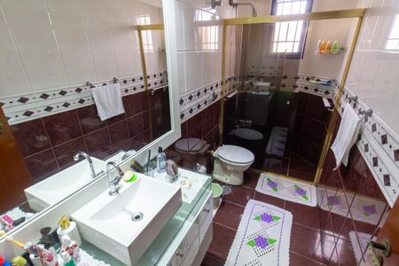 Apartamento à venda com 232m², 3 quartos e 2 vagas Apartamento à venda com 232m², 3 quartos e 2 vagasBanheiro 1