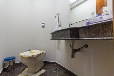 Apartamento à venda com 232m², 3 quartos e 2 vagas Apartamento à venda com 232m², 3 quartos e 2 vagasLavabo