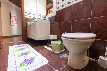 Apartamento à venda com 232m², 3 quartos e 2 vagas Apartamento à venda com 232m², 3 quartos e 2 vagasBanheiro 1