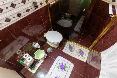 Apartamento à venda com 232m², 3 quartos e 2 vagas Apartamento à venda com 232m², 3 quartos e 2 vagasBanheiro 1