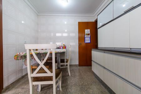 Apartamento à venda com 232m², 3 quartos e 2 vagas Apartamento à venda com 232m², 3 quartos e 2 vagasCozinha