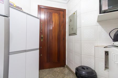 Apartamento à venda com 232m², 3 quartos e 2 vagas Apartamento à venda com 232m², 3 quartos e 2 vagasCozinha