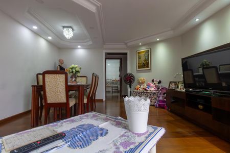 Apartamento à venda com 232m², 3 quartos e 2 vagas Apartamento à venda com 232m², 3 quartos e 2 vagasSala