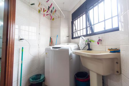 Apartamento à venda com 232m², 3 quartos e 2 vagas Apartamento à venda com 232m², 3 quartos e 2 vagasÁrea de Serviço