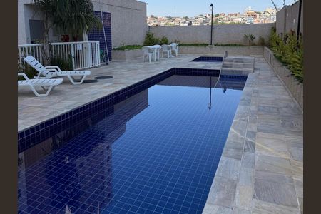 Apartamento para alugar com 37m², 2 quartos e 1 vagaÁrea comum - Piscina