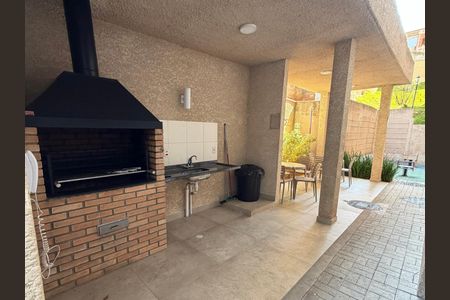 Apartamento para alugar com 37m², 2 quartos e 1 vagaÁrea comum - Churrasqueira