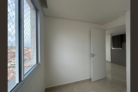 Apartamento para alugar com 37m², 2 quartos e 1 vagaQuarto 2