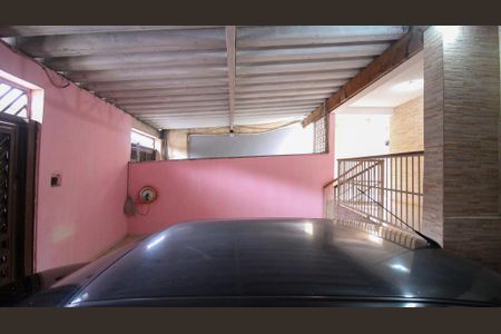 Casa à venda com 200m², 2 quartos e 3 vagas