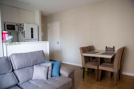 Apartamento para alugar com 63m², 2 quartos e 1 vagaSala e cozinha americana