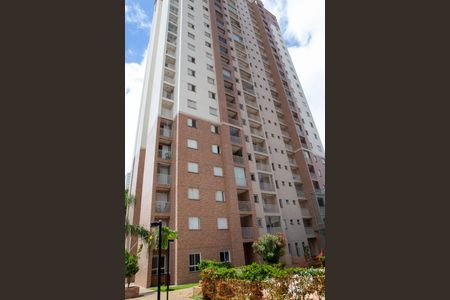 Apartamento para alugar com 63m², 2 quartos e 1 vagaFachada do bloco