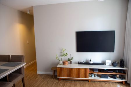 Sala Televisão de apartamento à venda com 2 quartos, 63m² em Jaguaré, São Paulo