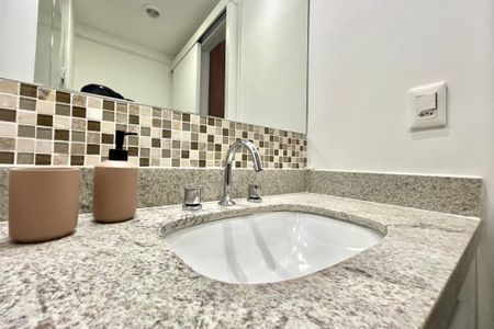 Apartamento para alugar com 40m², 1 quarto e sem vaga Apartamento para alugar com 40m², 1 quarto e sem vagaBanheiro da Suíte