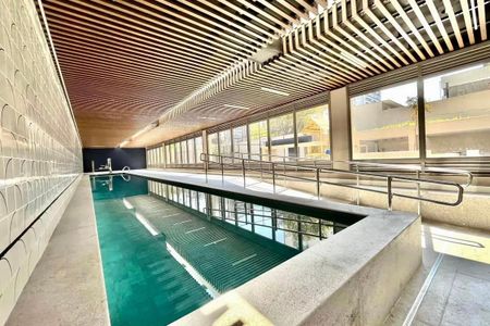 Apartamento para alugar com 40m², 1 quarto e sem vaga Apartamento para alugar com 40m², 1 quarto e sem vagaÁrea comum - Piscina Coberta