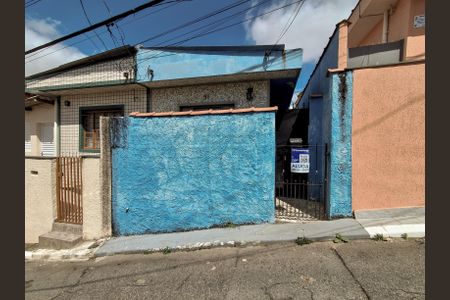 Casa para alugar com 35m², 1 quarto e sem vaga Casa para alugar com 35m², 1 quarto e sem vagaFachada